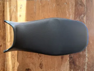 Asiento y colín BMW GS1250 + soporte/agarrabrazos