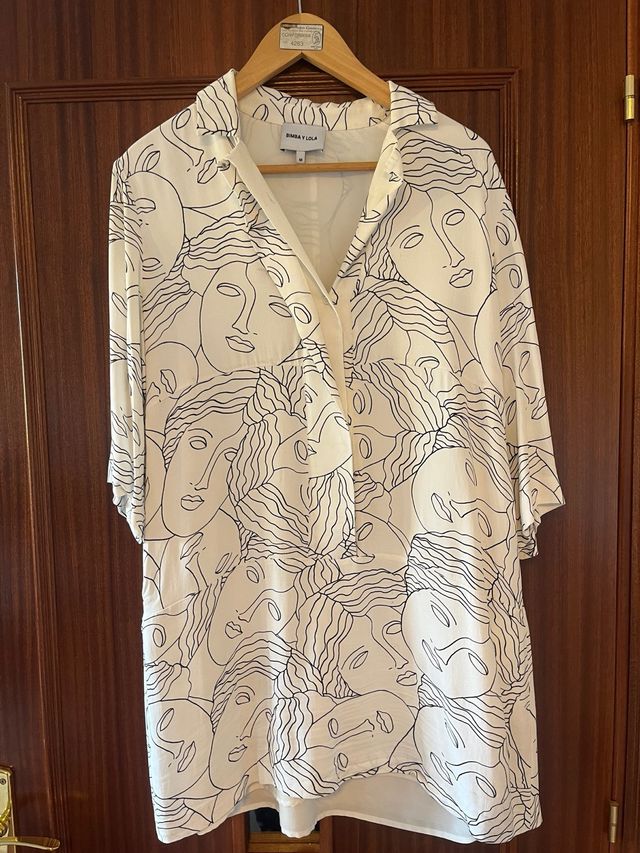 Vestido camisero Bimba y Lola estampado caras M