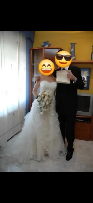 Vestido de Novia Blanco con Volantes