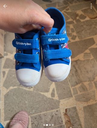 Scarpe bimbo tela Spiderman con luci buone  n 27