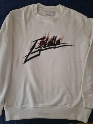 Felpa Gaelle bianca con stampa fiamme