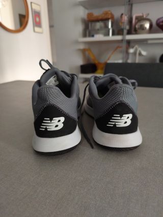 Zapatillas New Balance Grises Talla 44.5