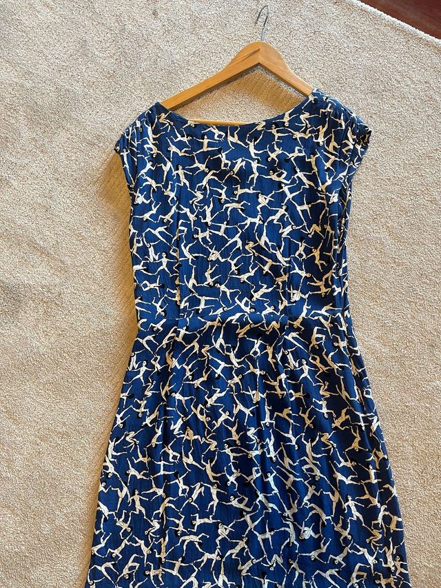 Vestido azul Bimba y Lola con estampado de figuras