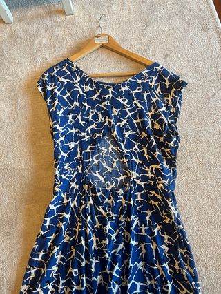 Vestido azul Bimba y Lola con estampado de figuras