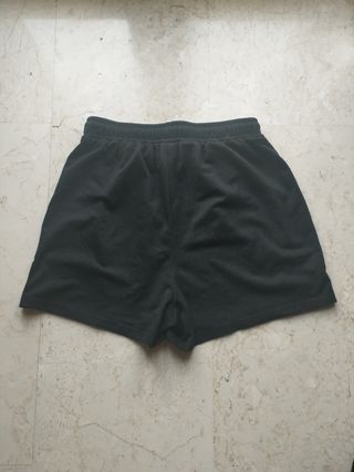 Pantalones cortos chándal negros con diseño