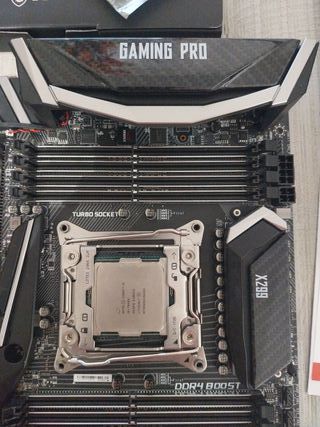 Placa Base MSI X299 Gaming Pro Carbon