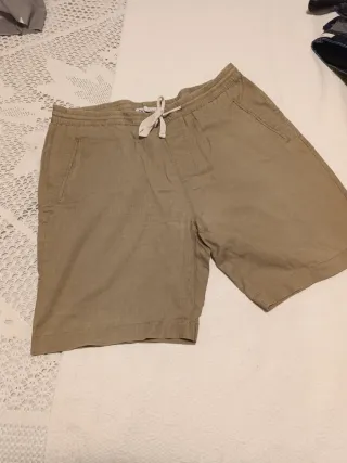 Pantalón corto beige