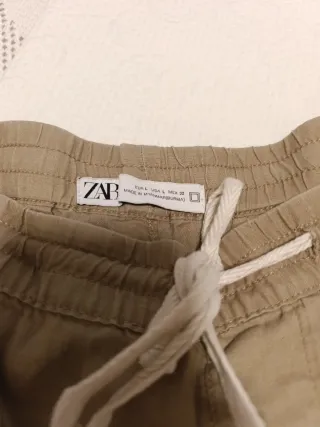 Pantalón corto beige