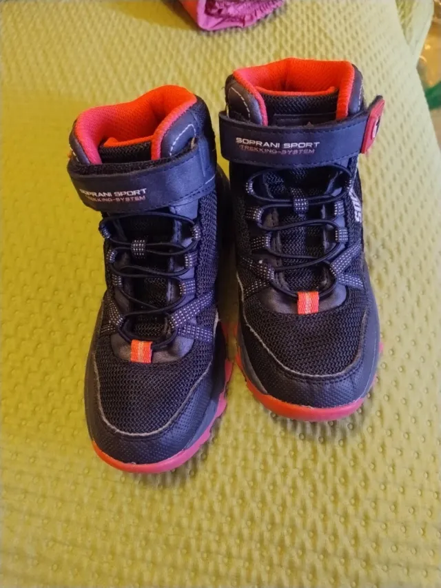 Trekking Soprani Sport regalo occhiali da sole