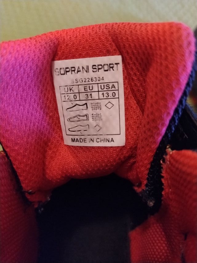 Trekking Soprani Sport regalo occhiali da sole