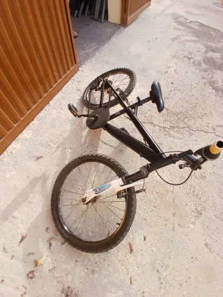 Bicicleta negra