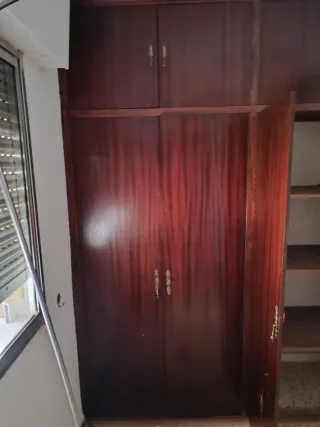 Puertas de armario abatibles