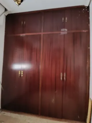 Puertas de armario abatibles