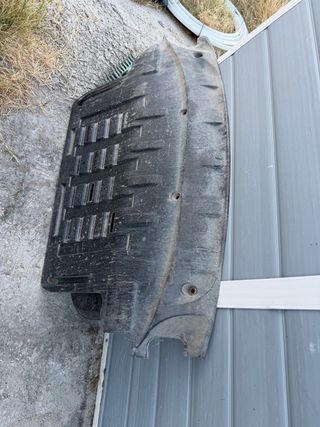 Cubre cárter Kia Sportage 2005