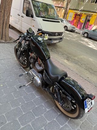 Harley-Davidson Sportster 883