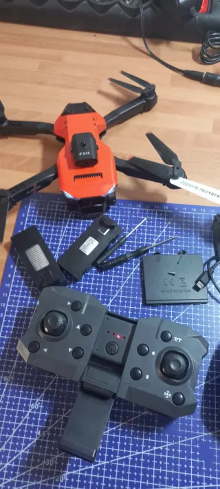 2 droni + accessori (parti)