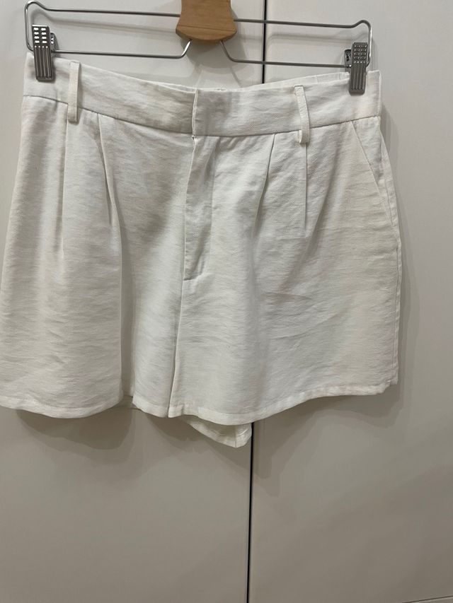Pantalón corto blanco