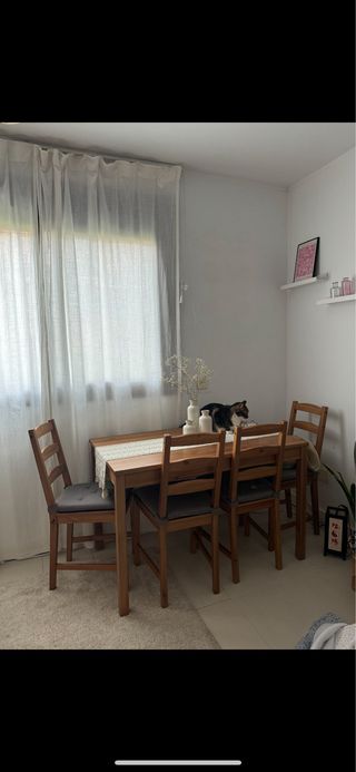 Mesa comedor madera con 4 sillas