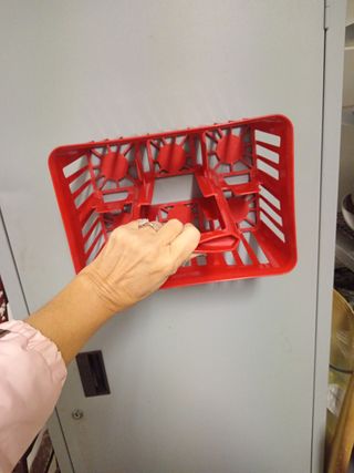 Cestello porta bottiglie rosso