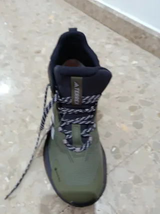 Botas de montaña Adidas Terrex verdes