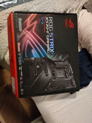 Placa Base ASUS ROG Strix X570-F Gaming