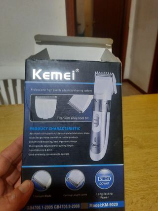 Tagliacapelli Kemei KM-9020