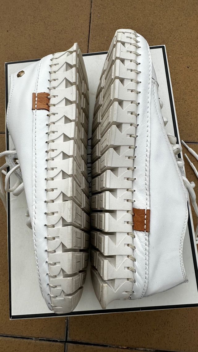 Bambas de piel blancas T-39 con plataforma 