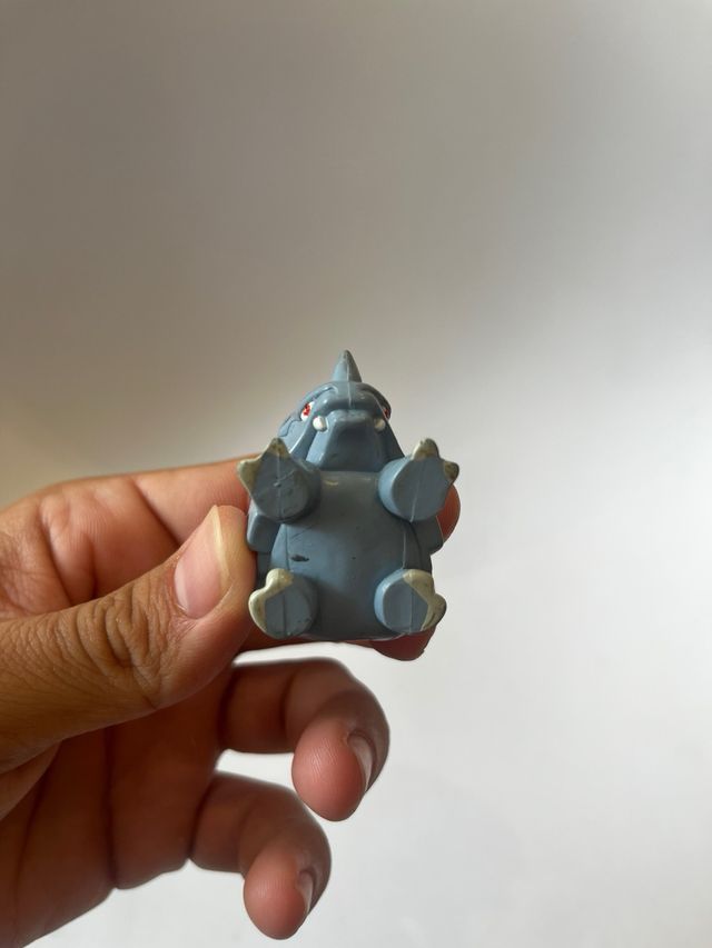 Figura Pokemon Rhyhorn TOMY