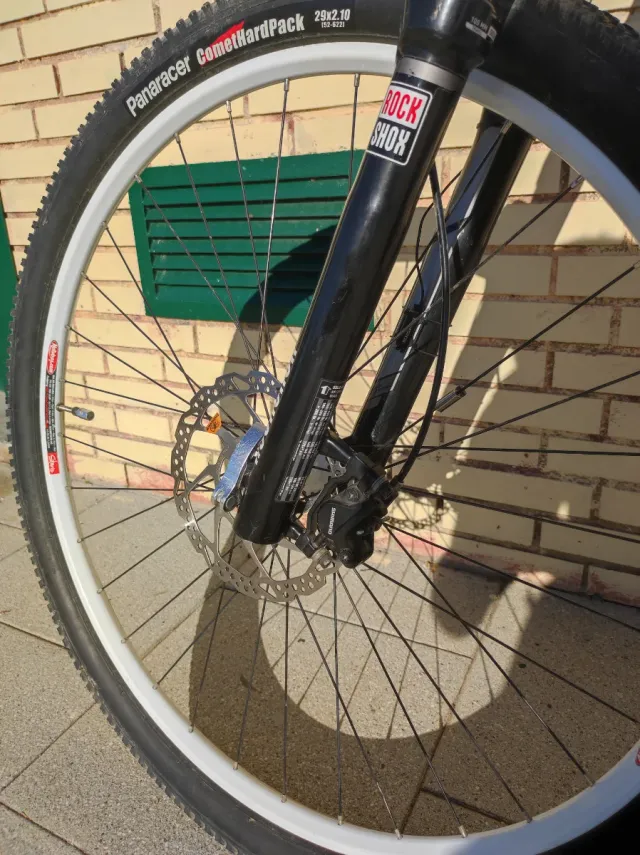 Bicicleta BTT 29 Roja