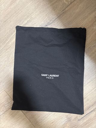 Funda guardapolvos Saint Laurent Paris