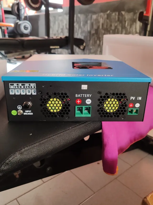 Inverter Solare Ibrido Easun 2kW 12V