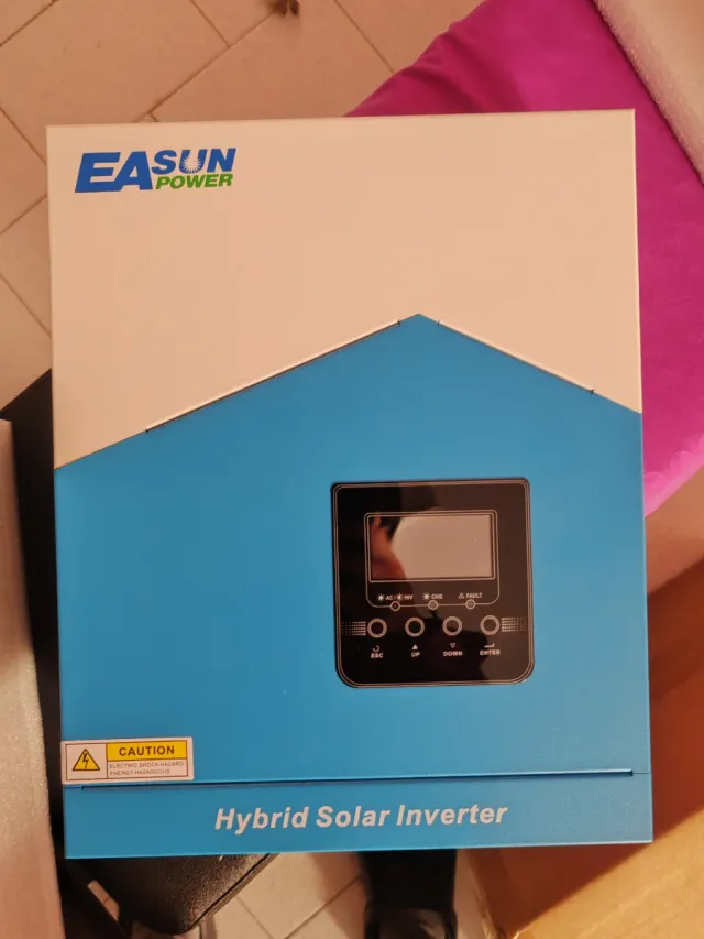 Inverter Solare Ibrido Easun 2kW 12V