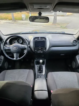 Toyota RAV4 2005