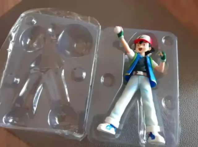 Action Figure Pokemon Ash Ketchum