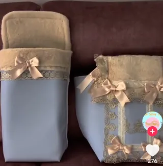 Saco para coche Bugaboo azul con detalles