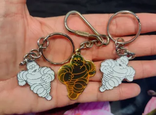 Cinta metrica e portachiavi vintage Michelin BIBENDUM