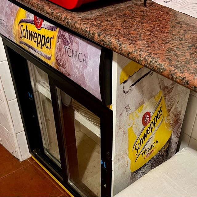 Frigorífico Schweppes