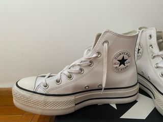 Converse Piel Plataforma Blancas.Talla 5 1/2