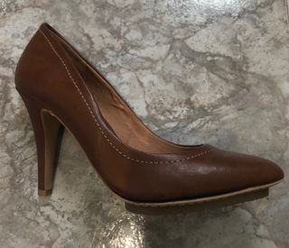 Zapatos de tacón Zara Talla 38 Sin estrenar