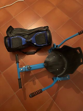Hoverboard y Silla Azul