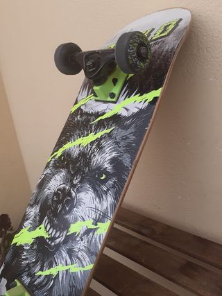 Monopatín Skate Lobo