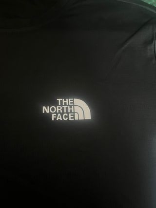 Camiseta deportiva The North Face Negra
