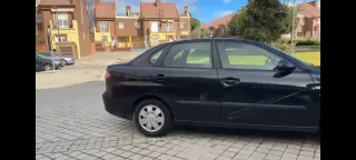 SEAT Cordoba 94000 Km 2006 Etiqueta B
