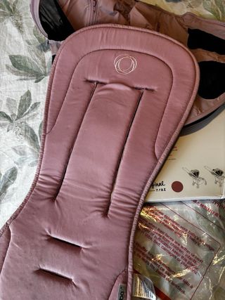 Capota ventilada y colchoneta Bugaboo Bee