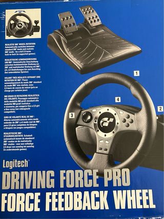 Volante Logitech Driving Force Pro + Juego