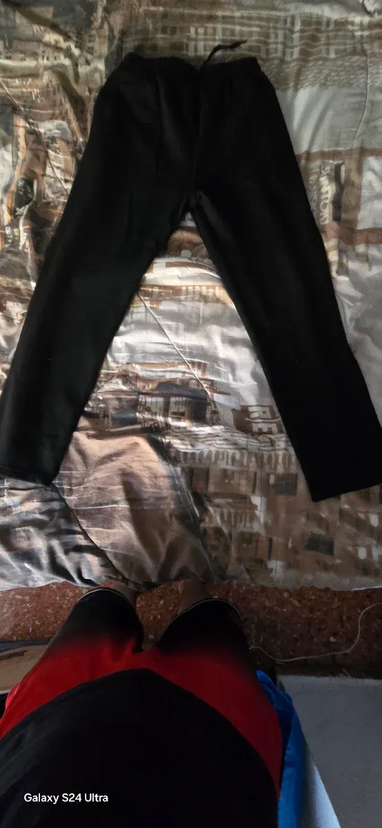 Pantalón largo negro