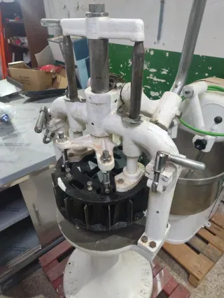 Divisora Manual de Masa
658746091