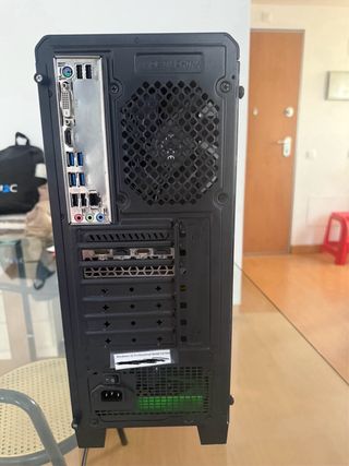 PC Gaming Ryzen 7 GTX 1650 16GB RAM SSD