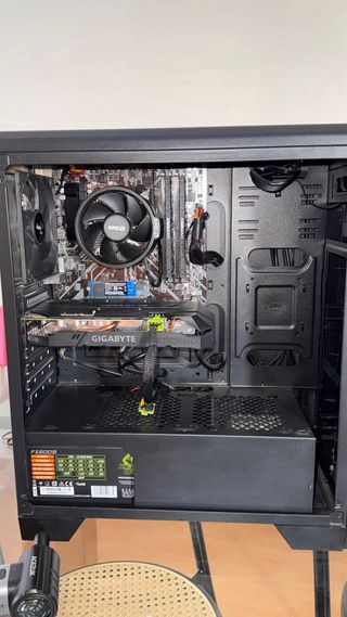 PC Gaming Ryzen 7 GTX 1650 16GB RAM SSD