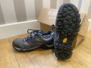 Zapatillas montaña HiTec 40 color gris